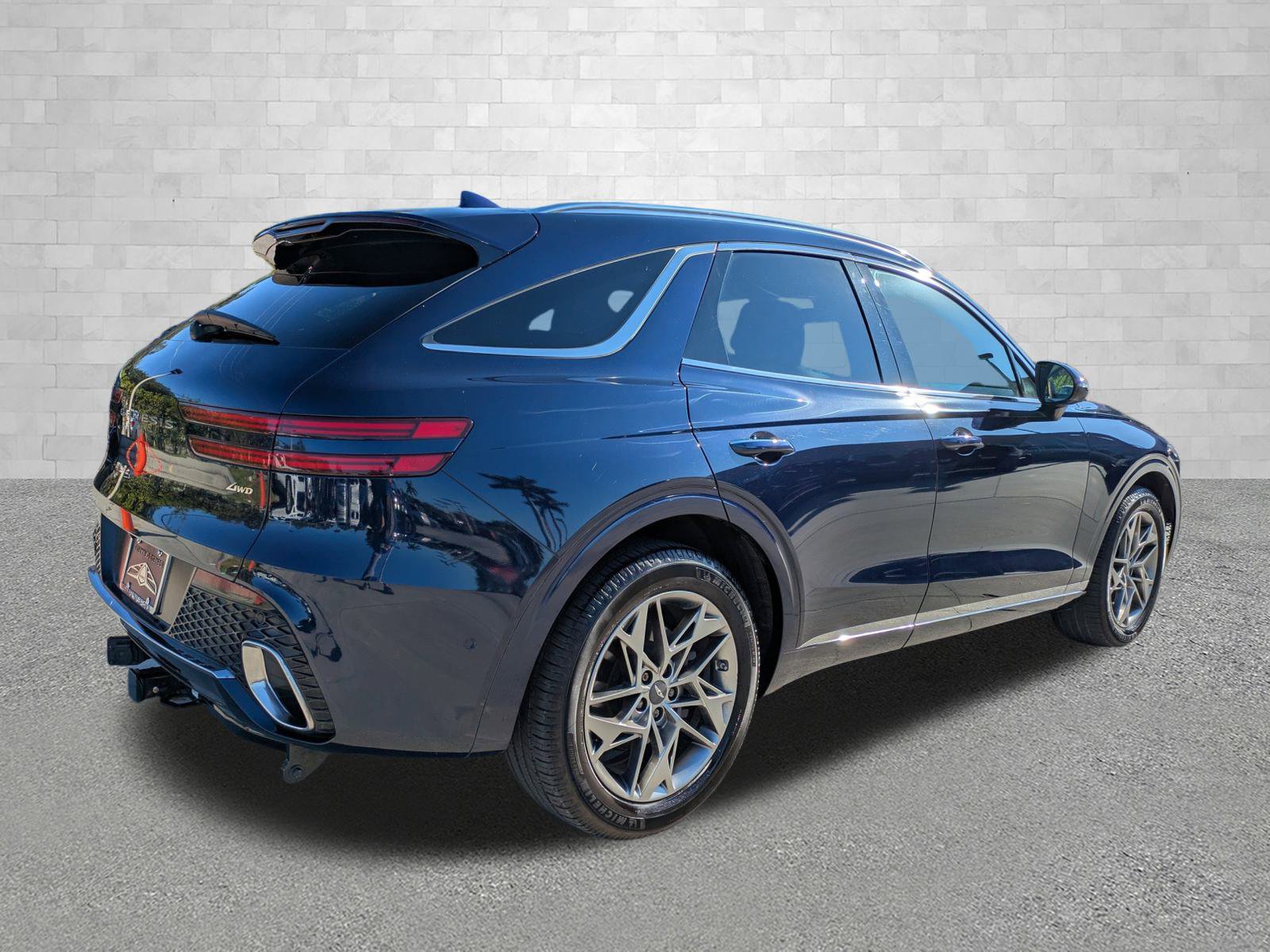 2022 Genesis GV70 2.5T Advanced photo 2