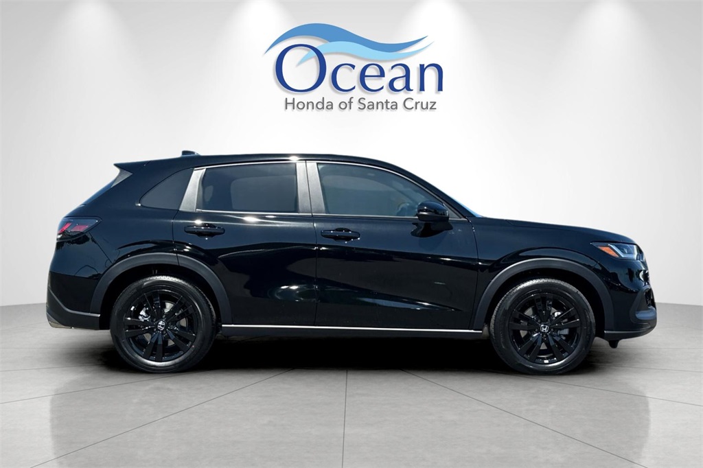 2026 Honda HR-V Sport photo 4