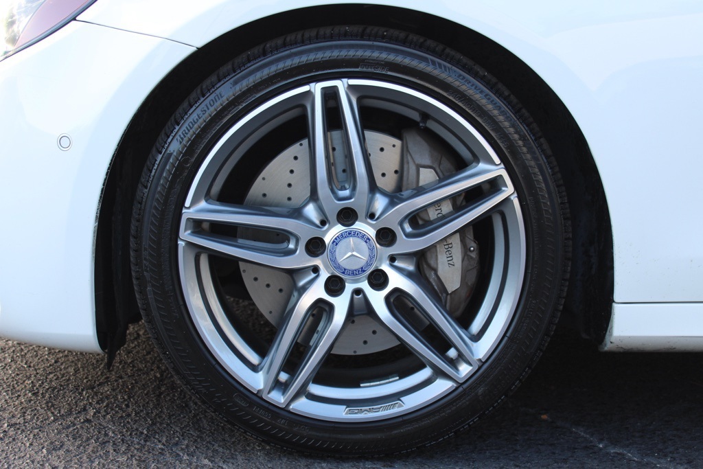 2017 Mercedes Benz E 300 4MATIC Sedan photo 10