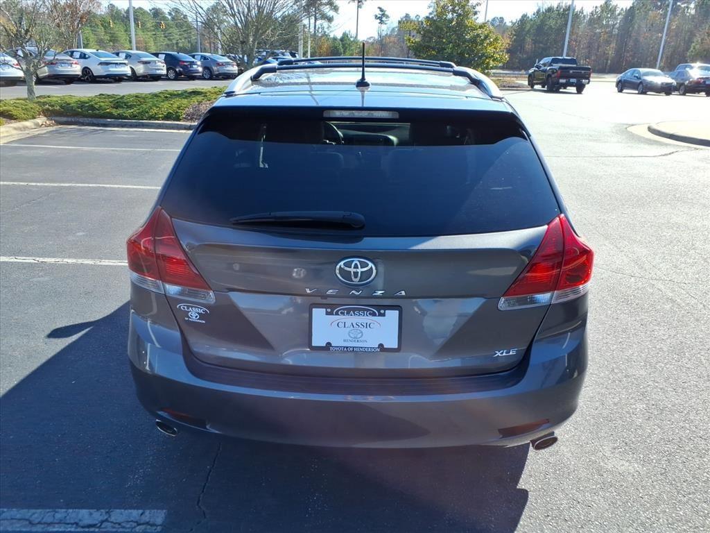 2015 Toyota Venza XLE photo 4