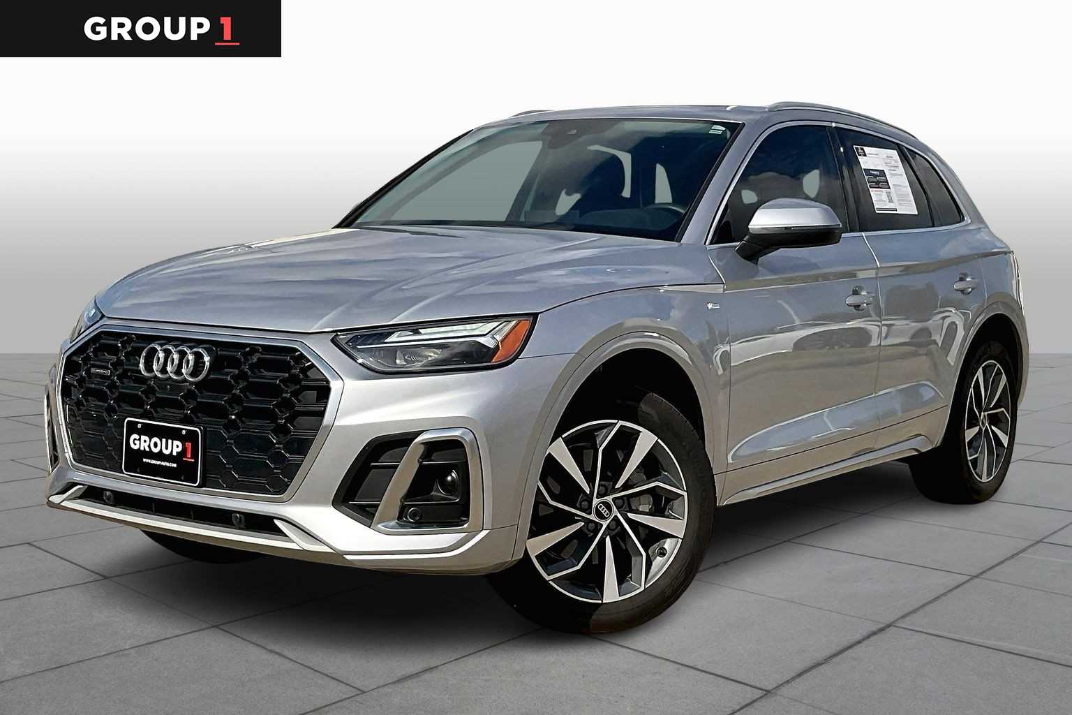 2023 Audi Q5 Premium Plus's photo
