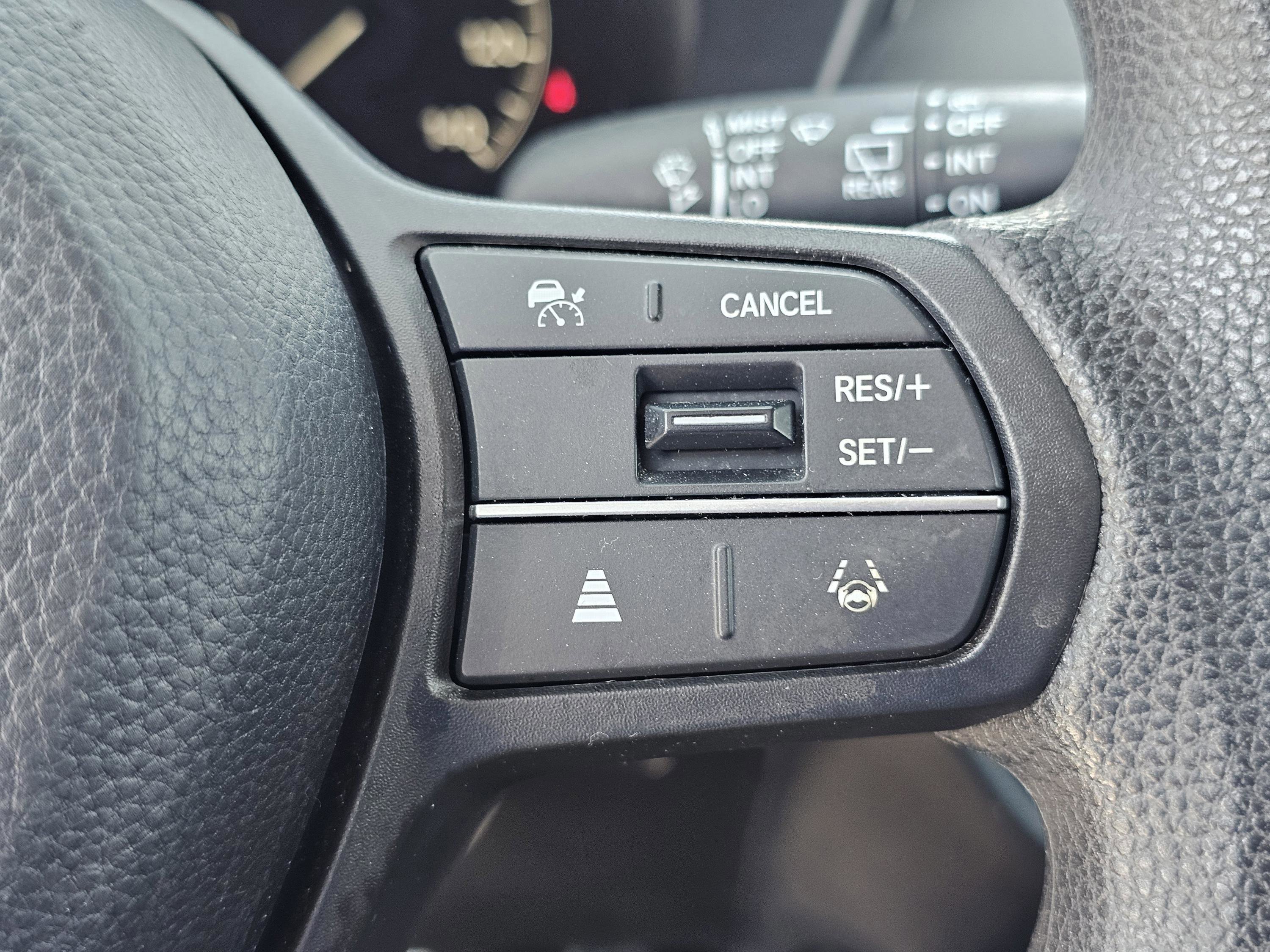 2023 Honda HR-V LX photo 14