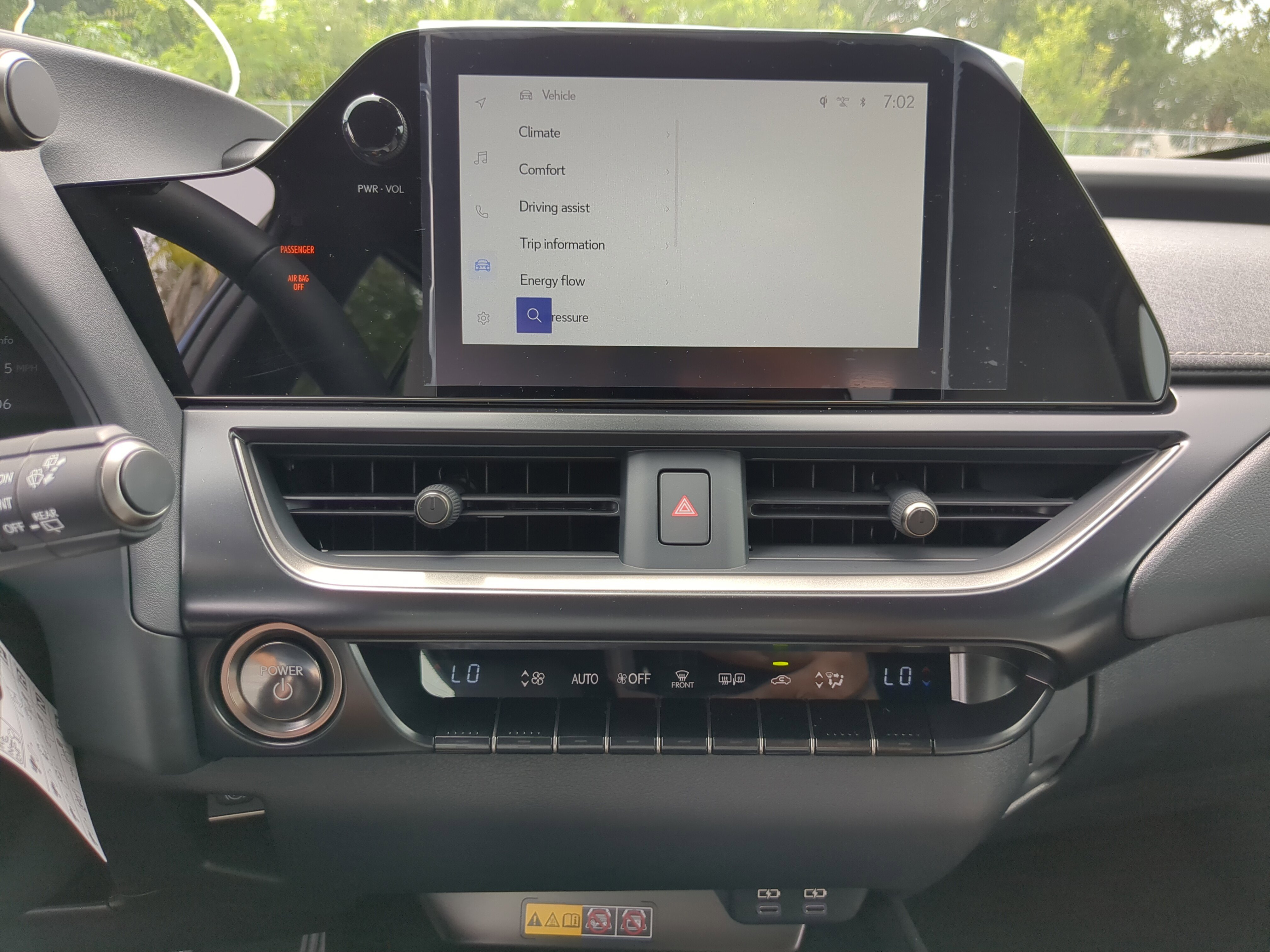 2025 Lexus UX Premium photo 15