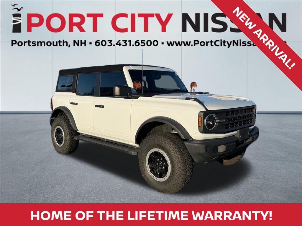 2022 Ford Bronco 4-Door Base's photo