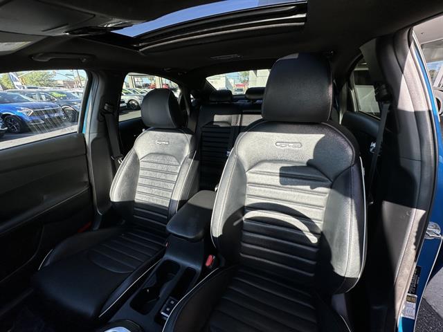2023 Kia Forte GT-Line photo 11