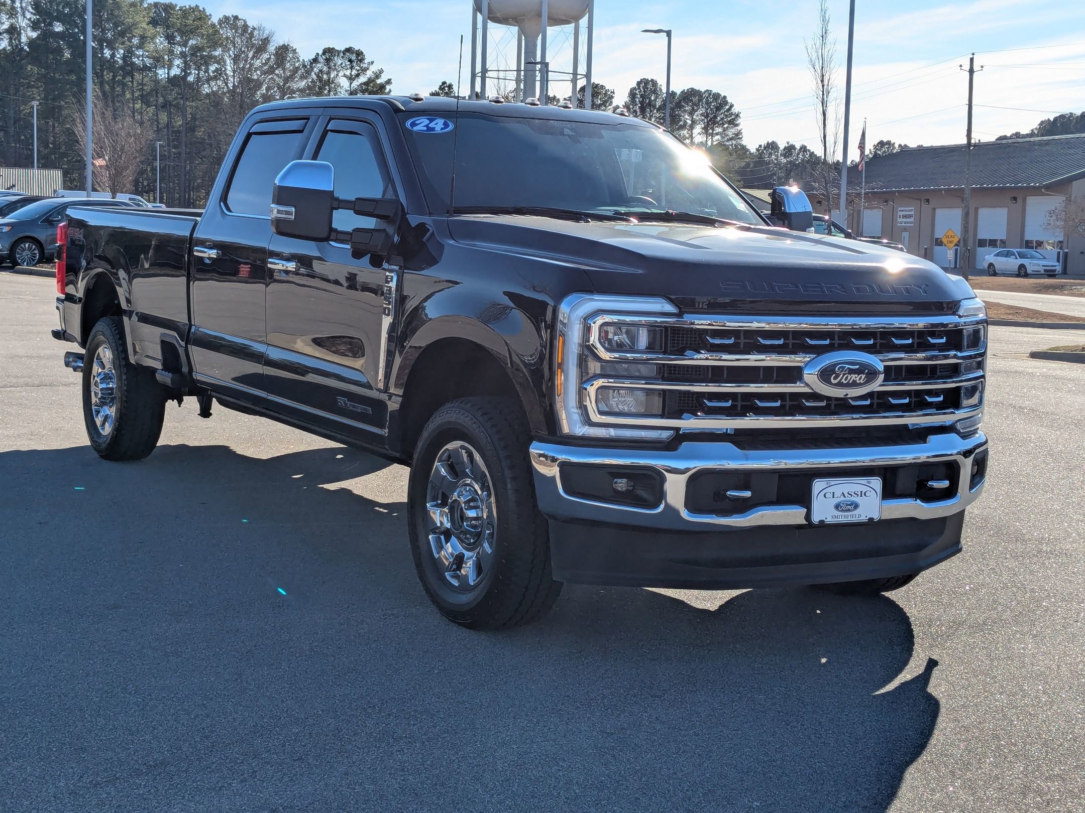 2024 Ford F-350 Lariat photo 3