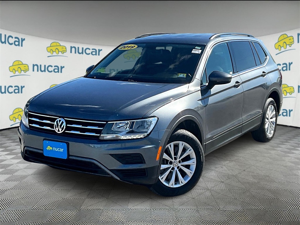 2019 Volkswagen Tiguan SE photo 2