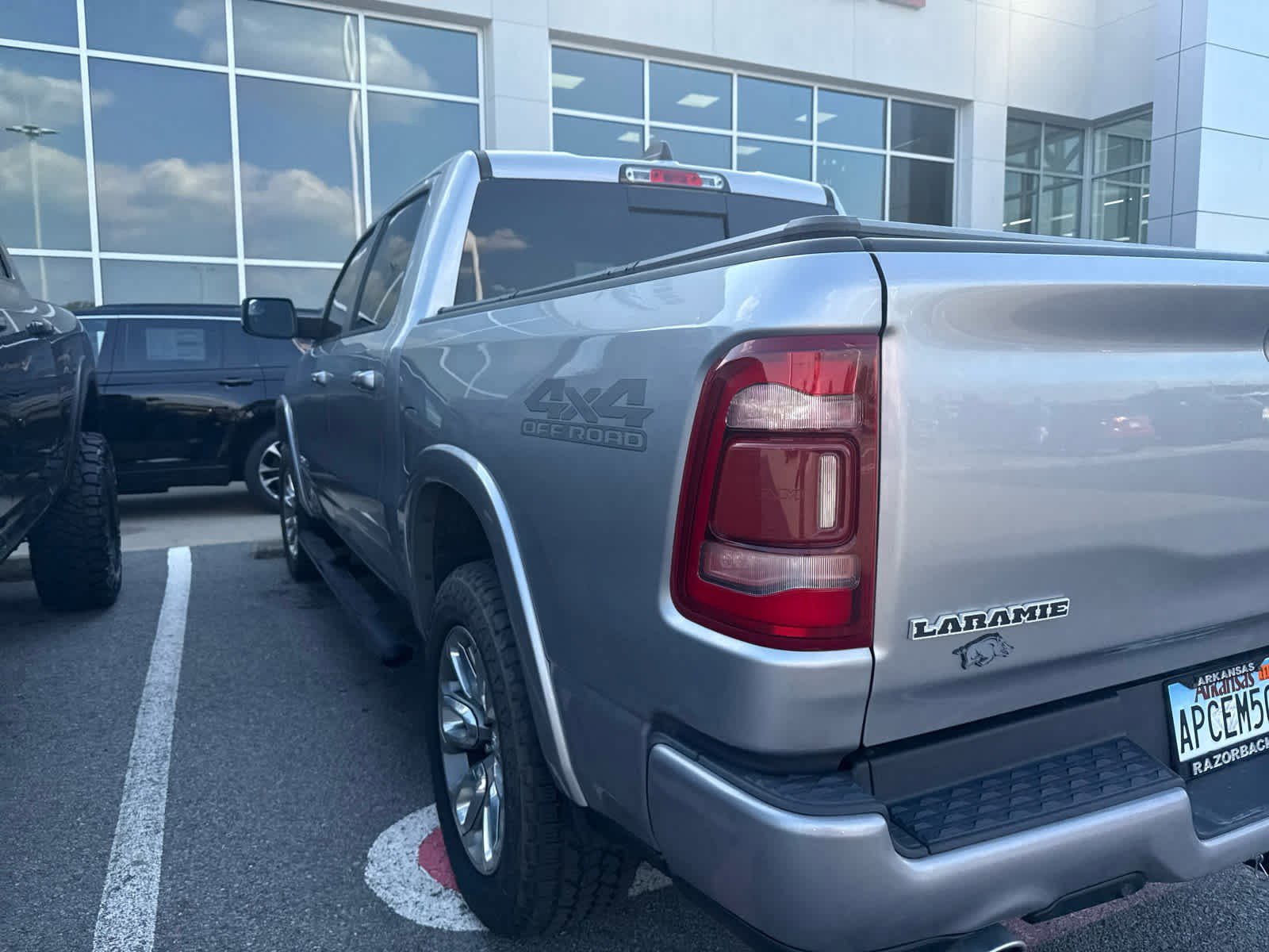 Used 2020 RAM Ram 1500 Pickup Laramie with VIN 1C6SRFJT6LN144435 for sale in Little Rock
