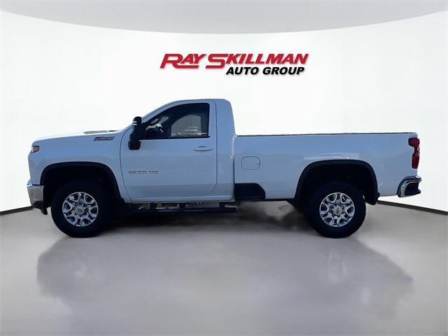 2022 Chevrolet Silverado 2500HD LT photo 4