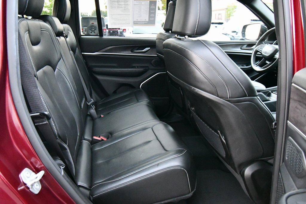 2024 Jeep Cherokee Limited 4xe photo 12