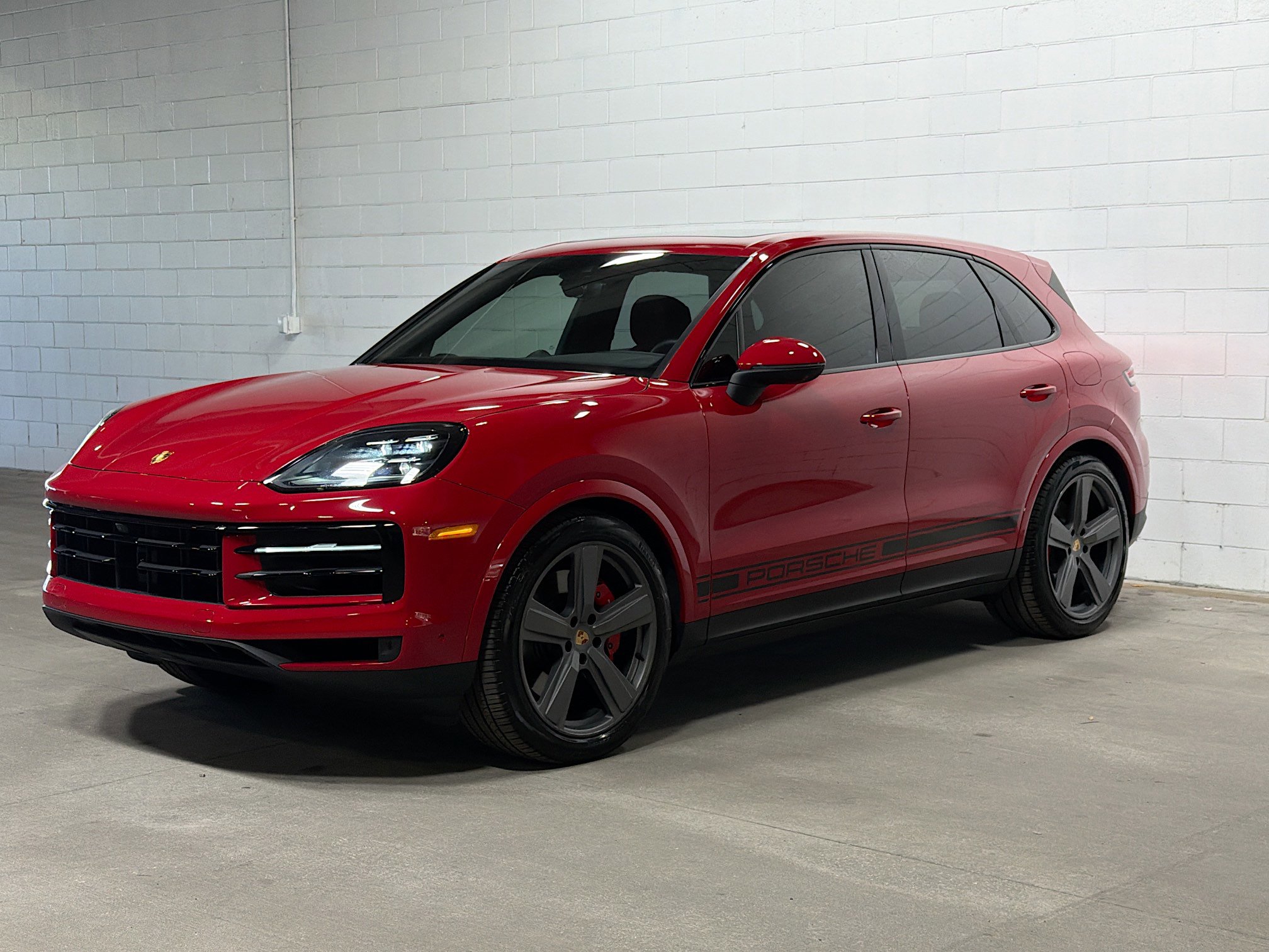 2025 Porsche Cayenne S E-Hybrid's photo