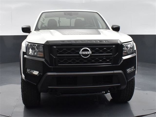 2024 Nissan Frontier Crew Cab Hardbody Edition photo 2