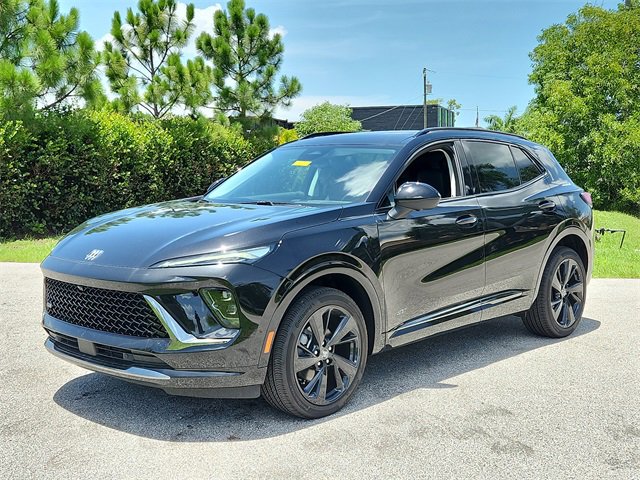 2025 Buick Envision Sport Touring photo 2