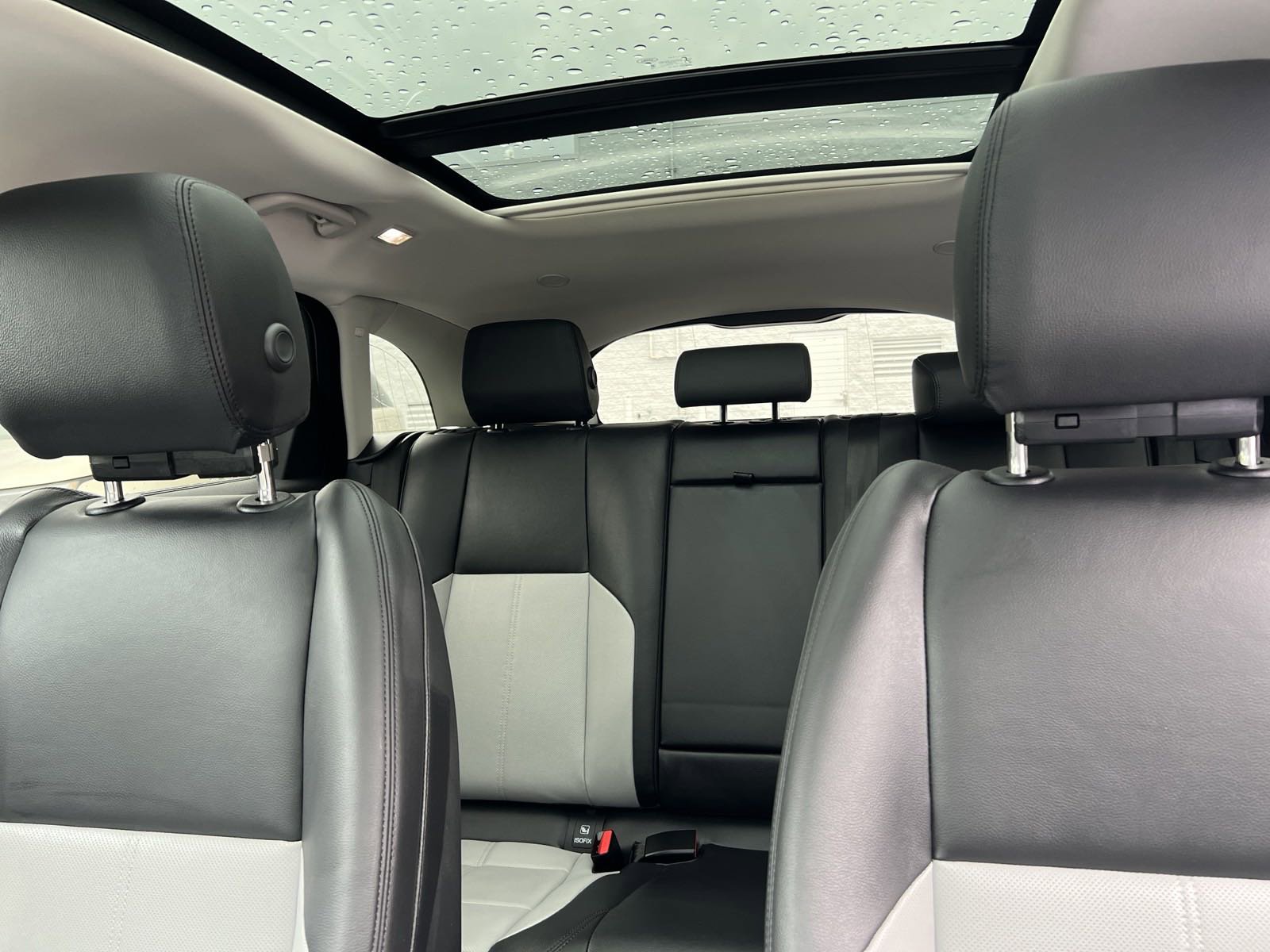 2025 Land Rover Range Rover Velar SE photo 23