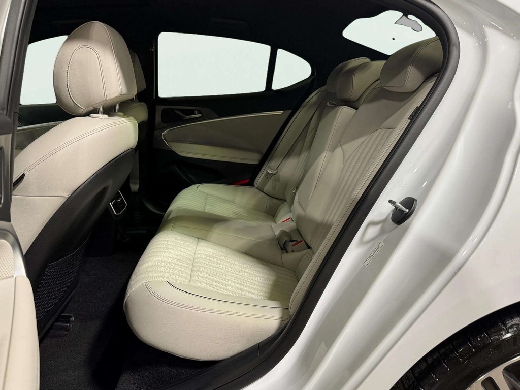 2024 Genesis G70 3.3T Sport Advanced photo 25