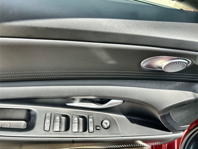 2024 Hyundai Elantra SEL Convenience photo 14
