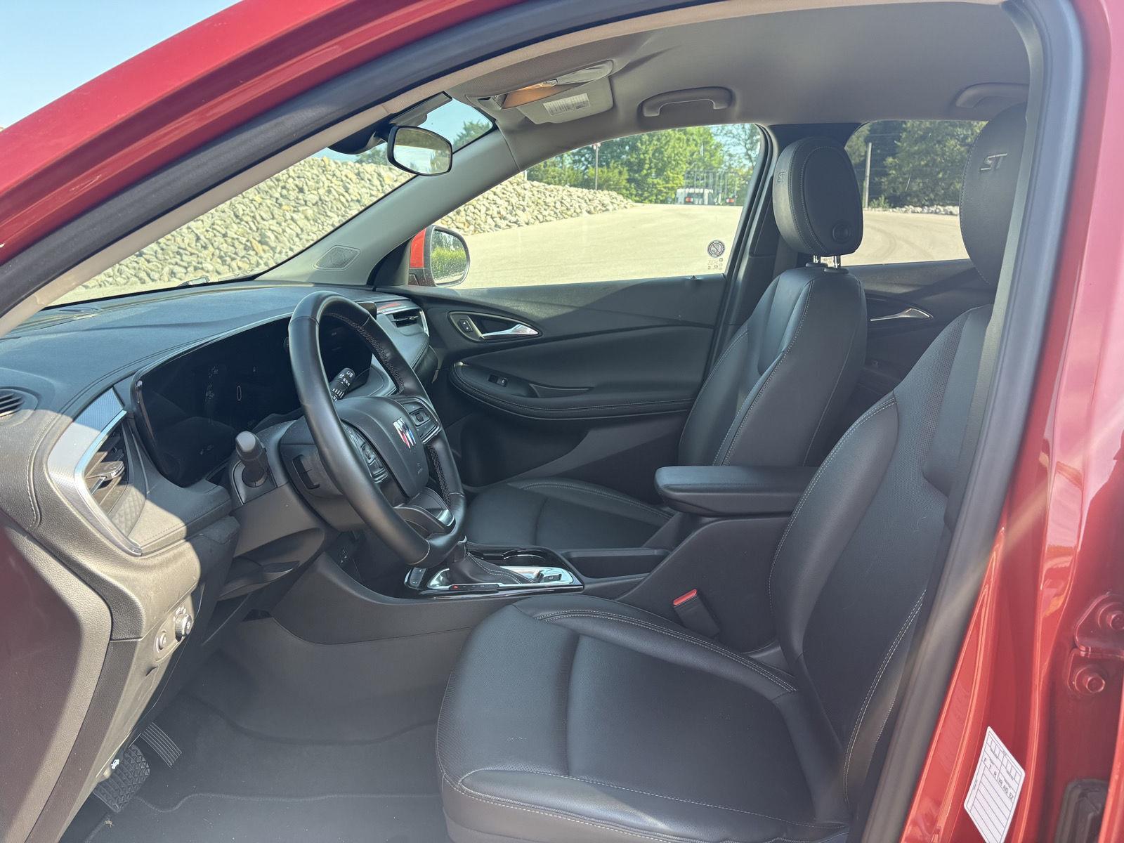 2024 Buick Encore GX Sport Touring photo 4