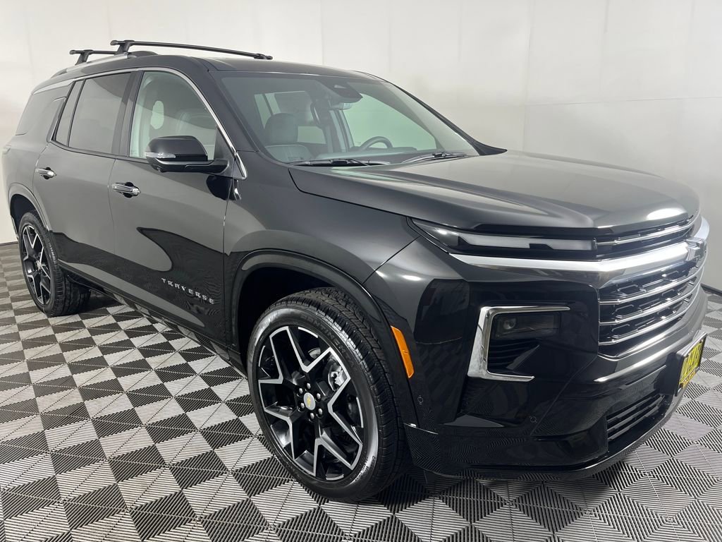 2026 Chevrolet Traverse High Country photo 3