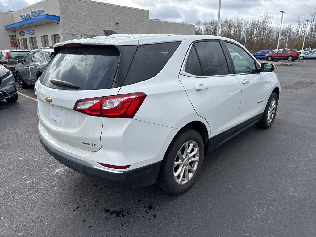 2019 Chevrolet Equinox LT photo 3