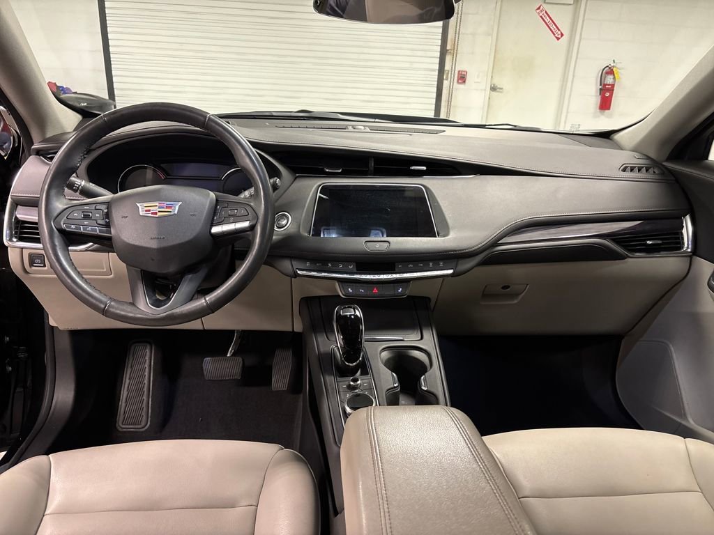 2022 Cadillac XT4 Luxury photo 5