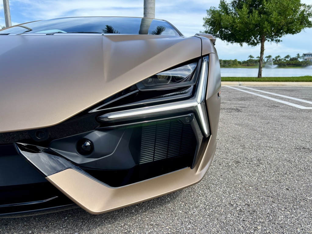 2024 Lamborghini Revuelto photo 29