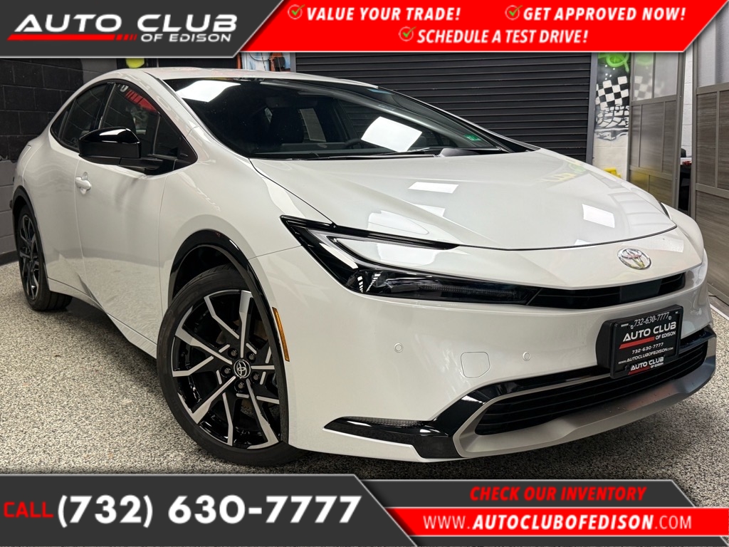 2026 Toyota Prius XSE's photo