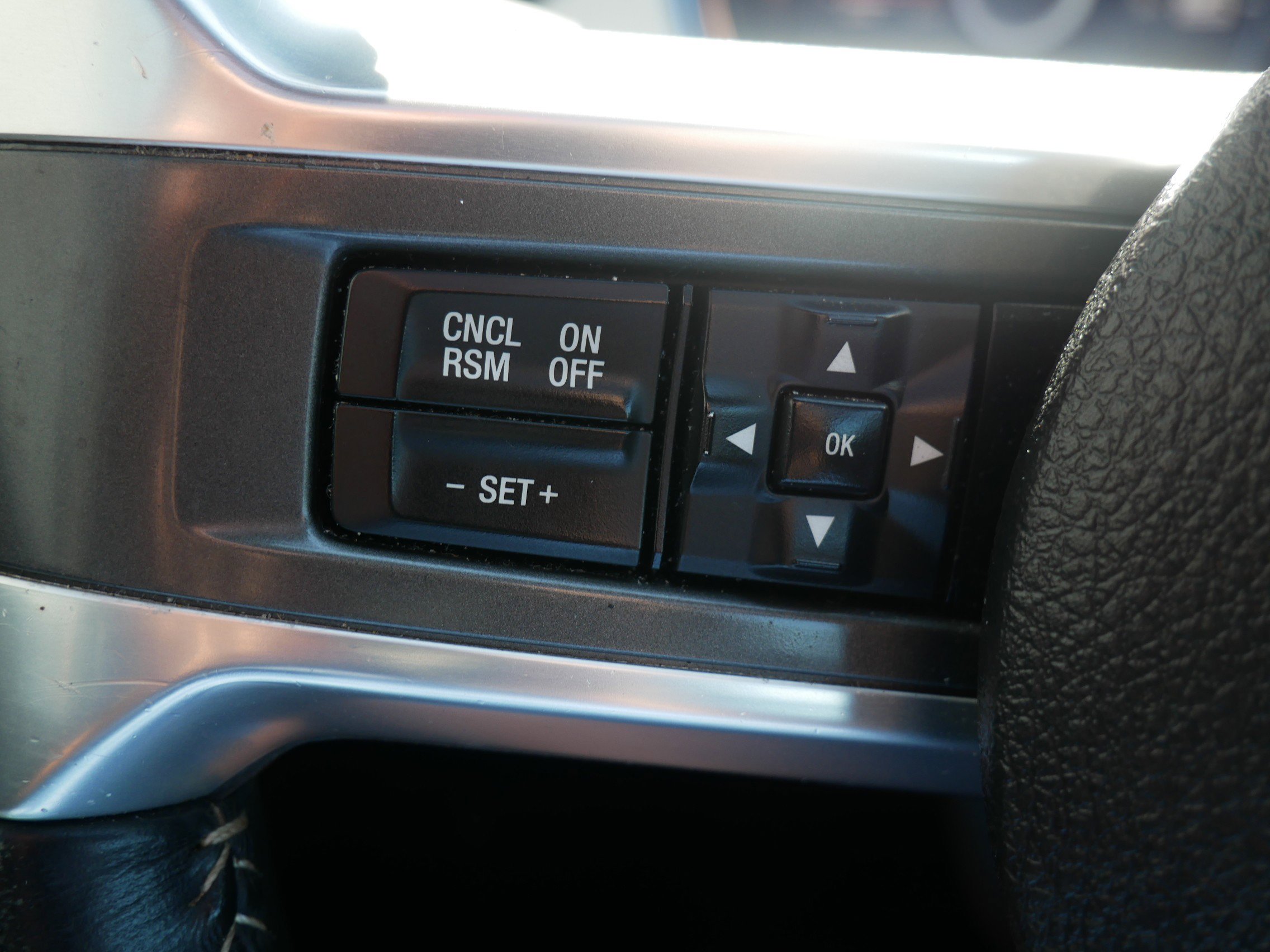2014 Ford Mustang V6 Premium photo 24