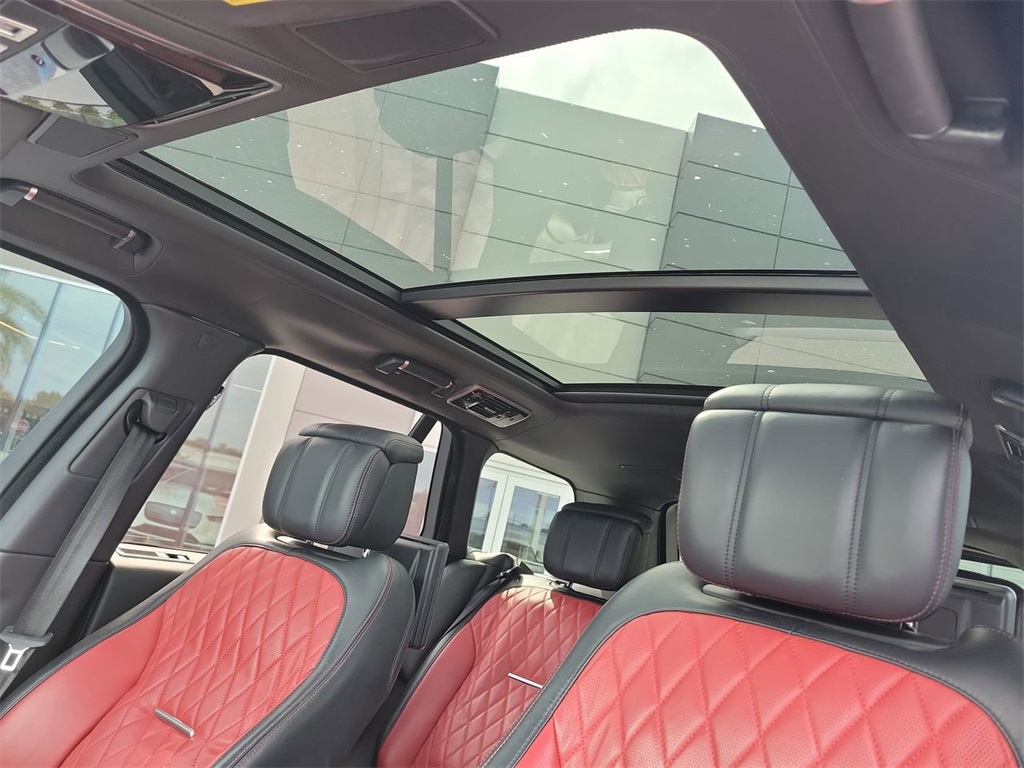 2019 Land Rover Range Rover SV Autobiography Dynamic photo 25