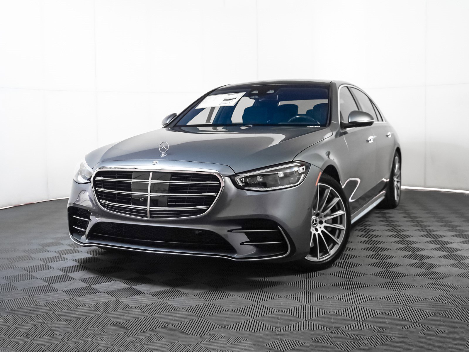 2026 Mercedes-Benz S-Class S 580's photo