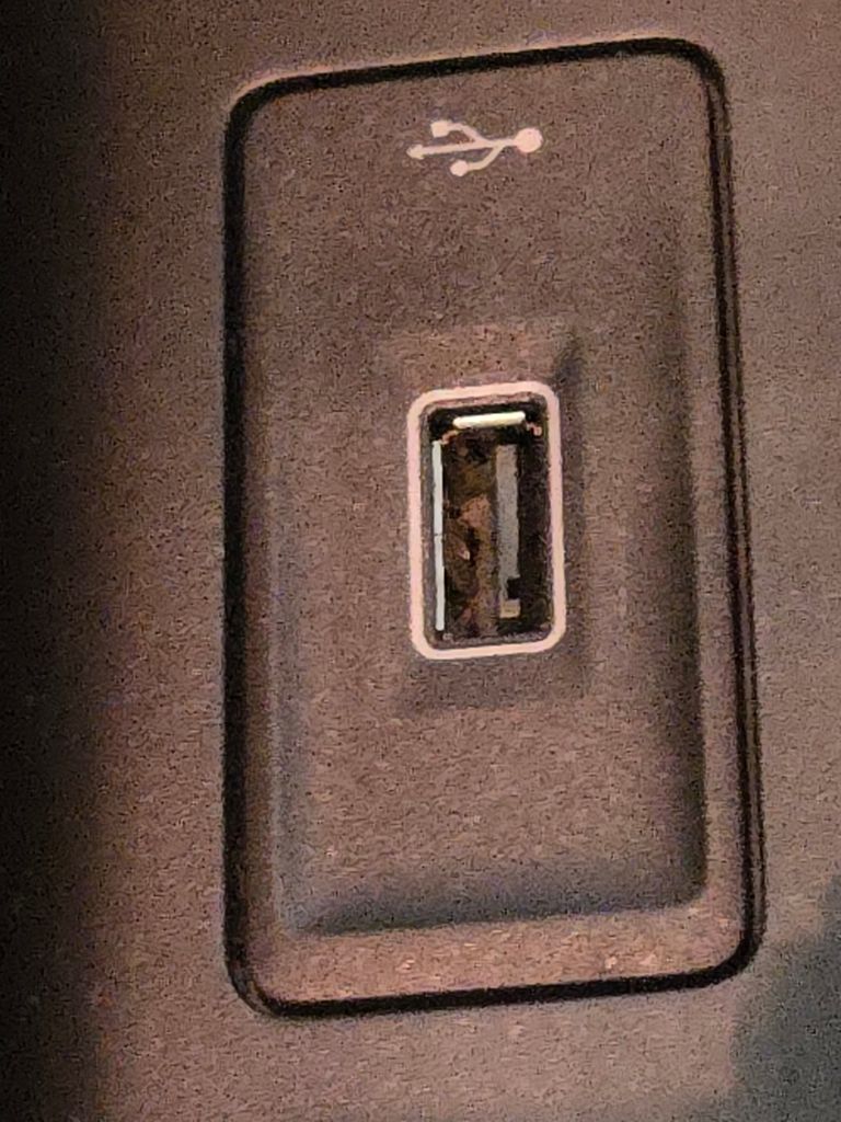 2020 Volkswagen Passat 2.0T SEL photo 25