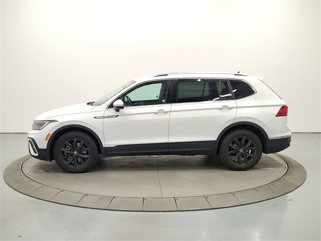 2024 Volkswagen Tiguan SE Wolfsburg Edition photo 4