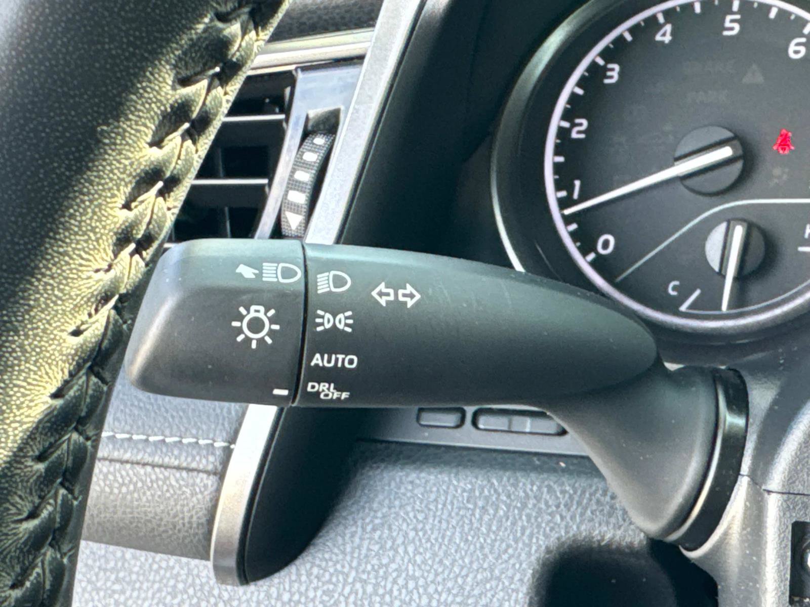 2022 Toyota Camry SE photo 28