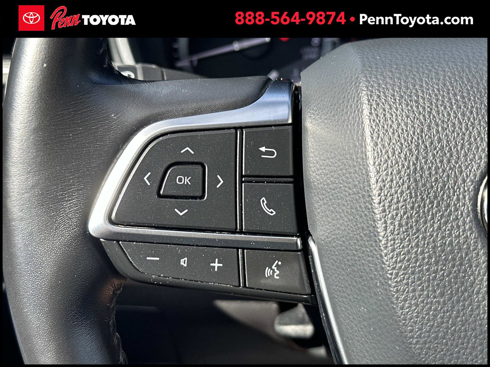 2020 Toyota Highlander XLE photo 16