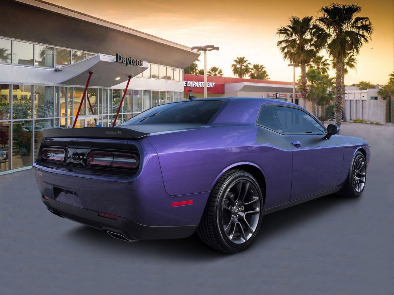 2023 Dodge Challenger R/T photo 3