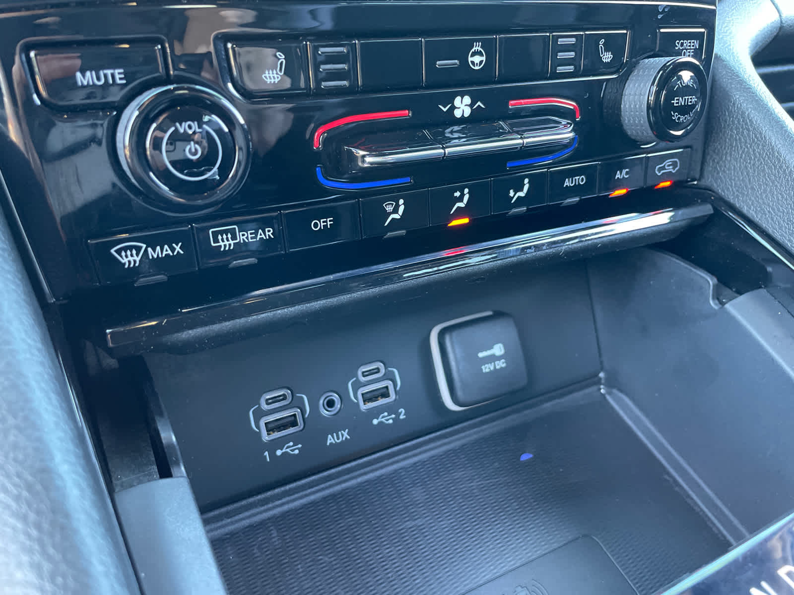 2023 Jeep Grand Cherokee Altitude photo 26