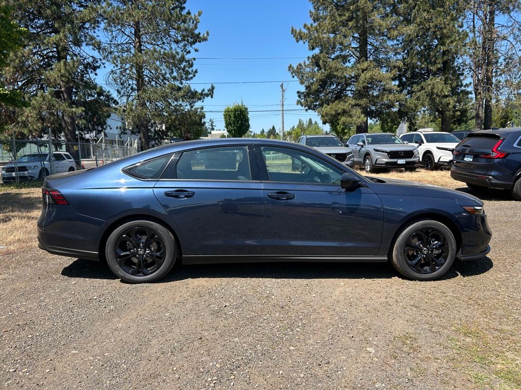 2025 Honda Accord SE photo 4