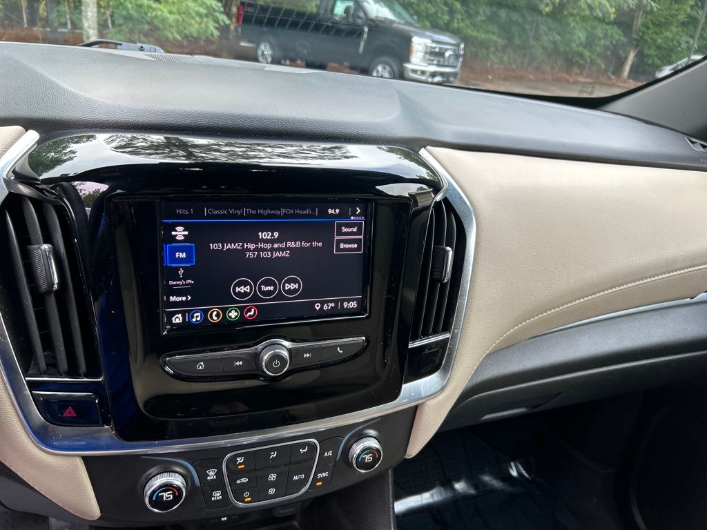 2022 Chevrolet Traverse LS photo 13