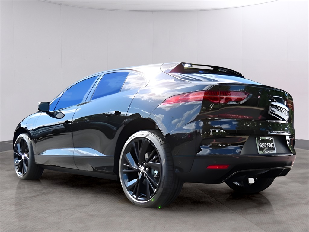 2024 Jaguar I-PACE HSE photo 4