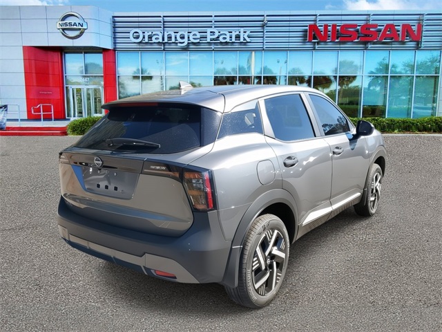 2025 Nissan Kicks SV photo 2