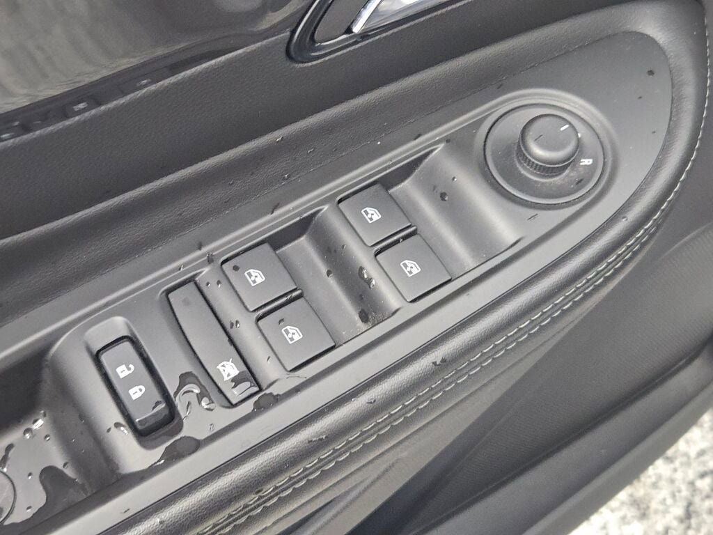 2022 Buick Encore Preferred photo 18
