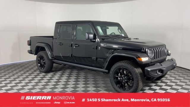 2025 Jeep Gladiator Nighthawk