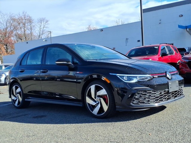 2024 Volkswagen Golf GTI S's photo