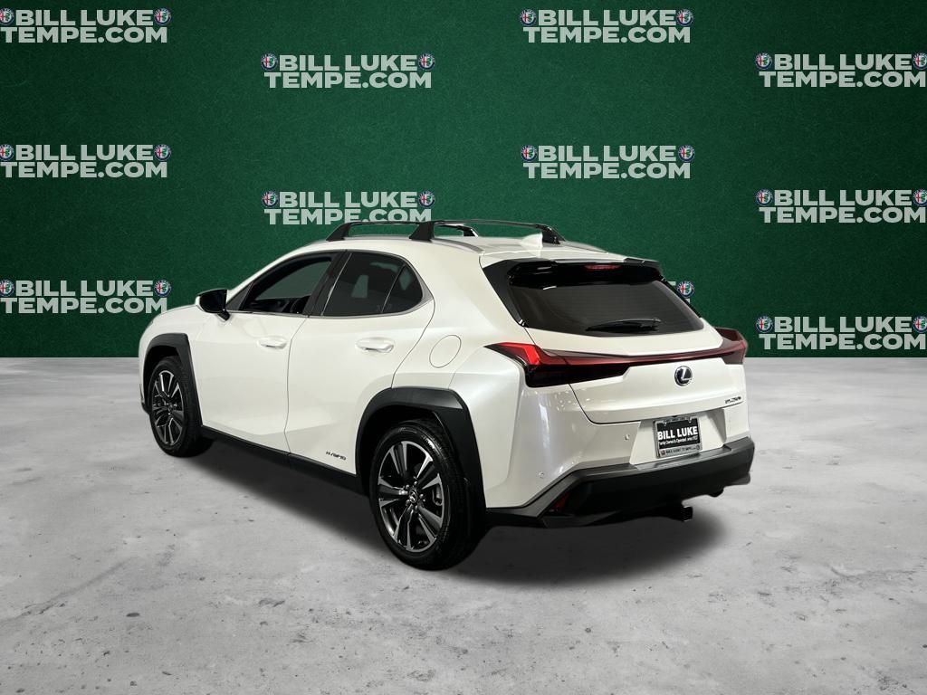 2021 Lexus UX 250h photo 7