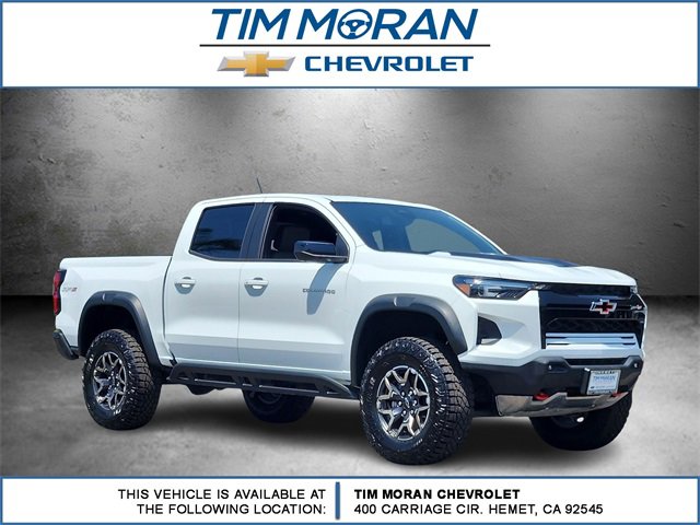 2025 Chevrolet Colorado ZR2 photo 2