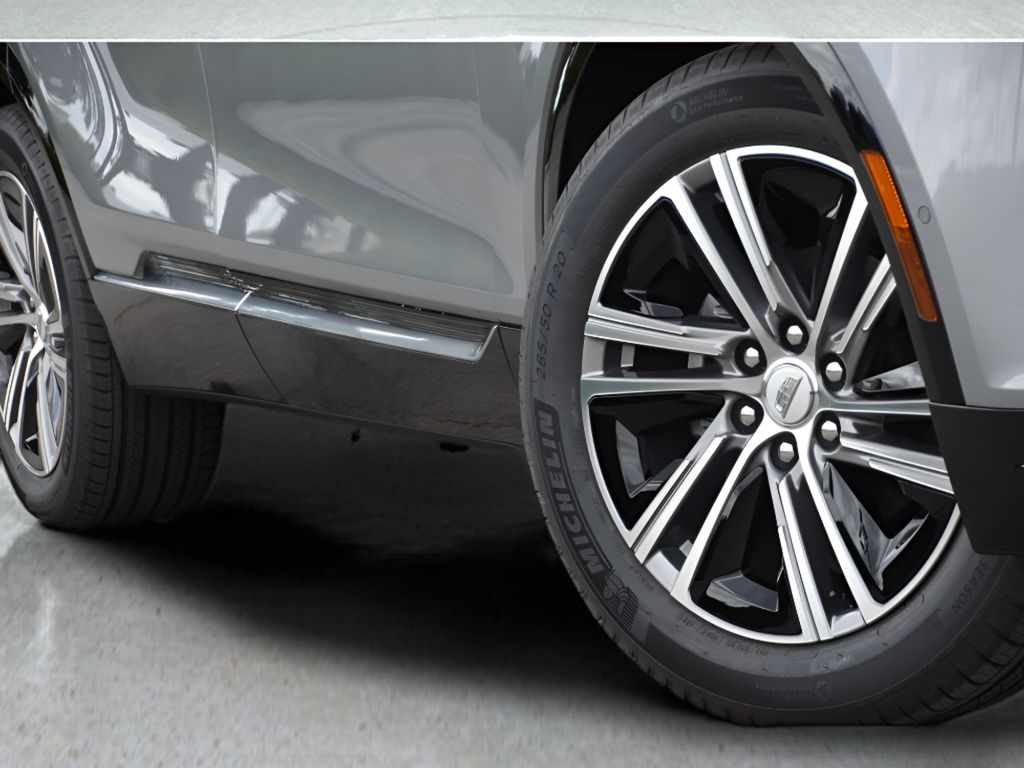 2025 Cadillac Lyriq Luxury photo 10