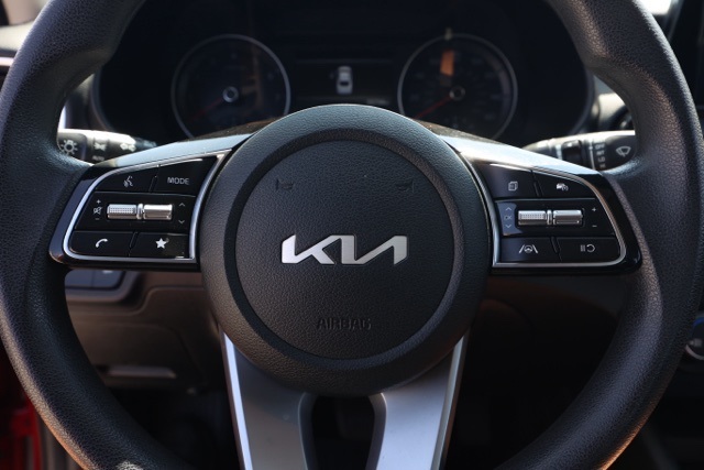 2022 Kia Forte LXS photo 21