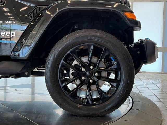 2022 Jeep Wrangler Unlimited Sahara 4xe photo 7