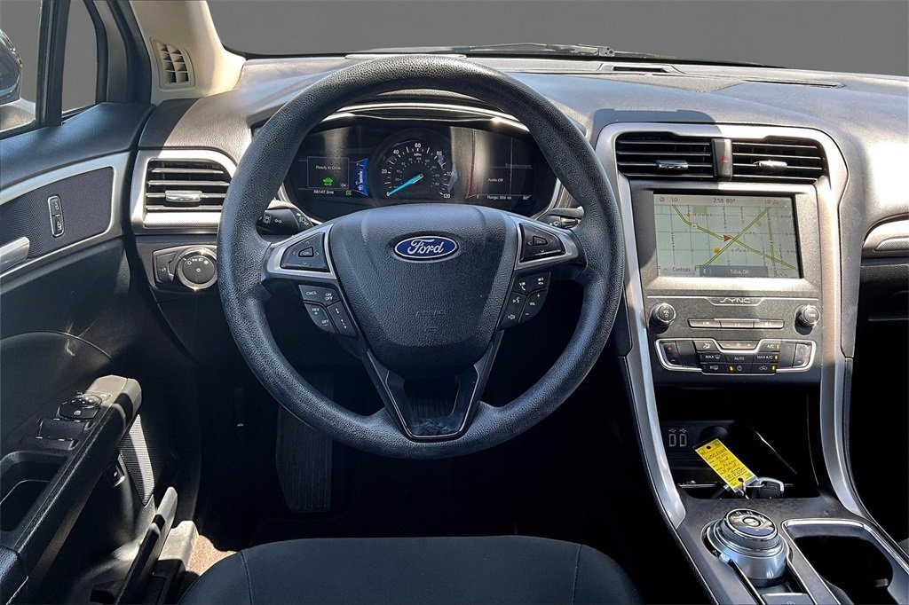 2020 Ford Fusion Hybrid SE photo 5