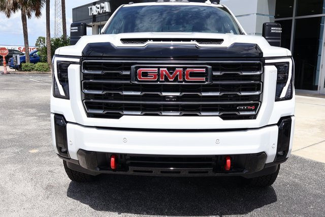 2025 Gmc Sierra 2500 HD AT4 photo 3