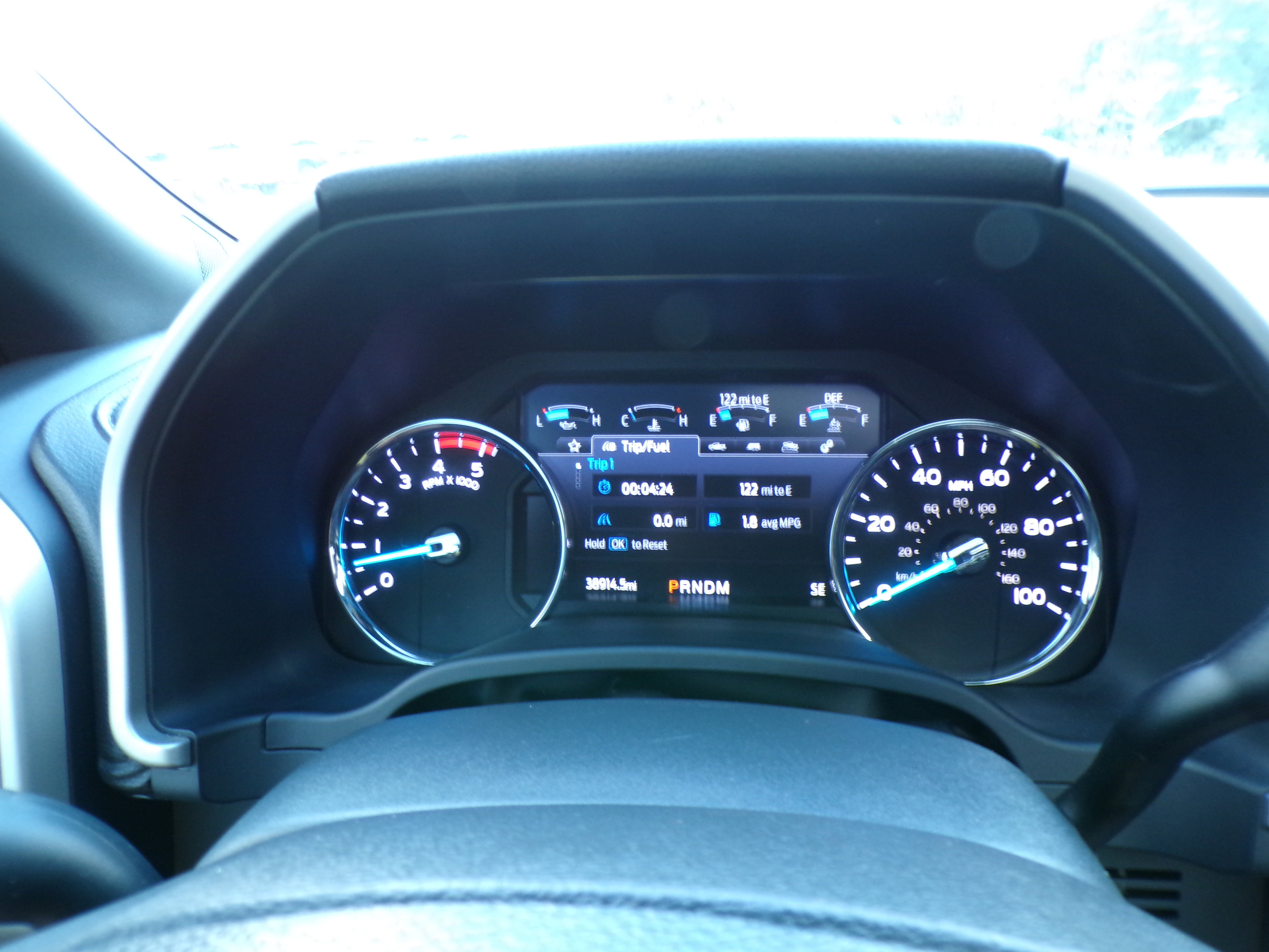 2022 Ford F-350 Lariat photo 2